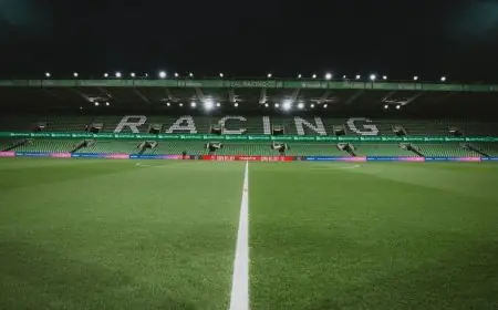 تأخير مباراة برشلونة وراسينغ في الكأس 15 دقيقة يكشف السبب