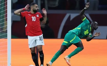 تشكيلة الأحلام الإفريقية: محمد صلاح وثنائي عربي يتألقان واستبعاد مفاجئ لدياز وماني