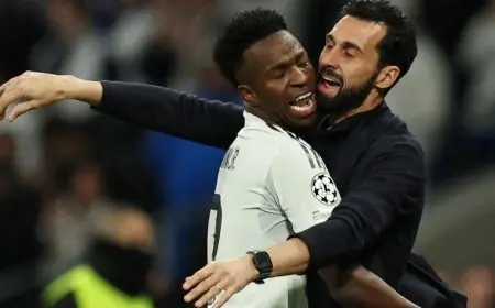 أربيليوا يكشف عمق مشاعره في احتفاله الحماسي مع فينيسيوس