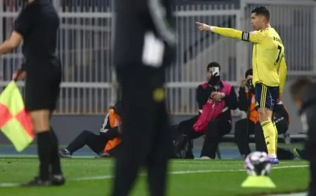 كريستيانو رونالدو يسجل إنجازاً تاريخياً ويوجه النصر لانتصار مثير على ضمك