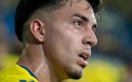 المغربي أخوماش يجدد عقده مع فياريال وينضم إلى رايو فايكانو على سبيل الإعارة