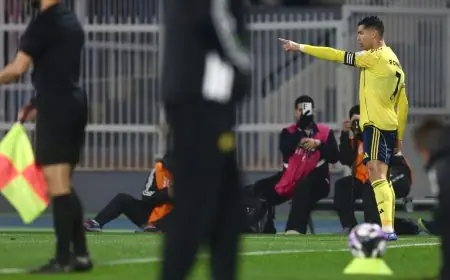 كريستيانو رونالدو يحث على الإيمان بعد تحقيق انتصار مثير على ضمك