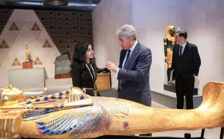 وزير السياحة والآثار يواصل اجتماعاته الرسمية في مدريد لبحث سبل التعاون السياحي