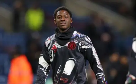 مانشستر يونايتد يسعى لتجديد عقد كوبي ماينو بعد تهميشه من روبن أموريم