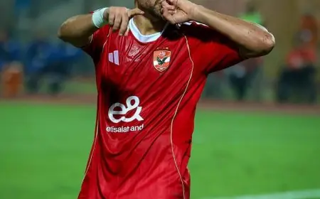 الأهلي يتفوق على يانج أفريكانز وتريزيجيه يضيف الهدف الثاني للقلعة الحمراء