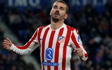 إصابة أنطوان غريزمان تقلق أتلتيكو مدريد وتثير تساؤلات حول مدة غيابه