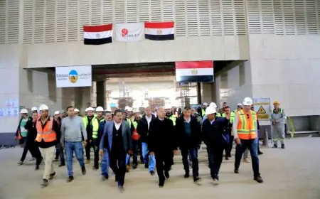 كامل الوزير يطلع على تقدم الخط الأول للقطار الكهربائي السريع من أكتوبر إلى برج العرب