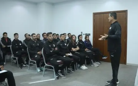 استعدادات مكثفة في ورشة عمل للحكام لبطولة شمال أفريقيا لكرة القدم للمدارس