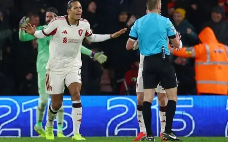 فان دايك يرد على الانتقادات بعد ليلة كارثية مع ليفربول