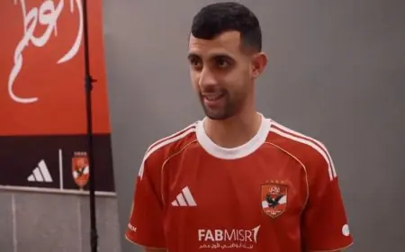 يوسف بلعمري يعول على أشرف بن شرقي لتعزيز التكيف في صفوف الأهلي