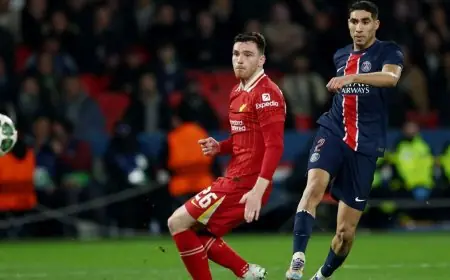 ليفربول يرفض عرض توتنهام لضم روبرتسون ويحافظ على نجمه