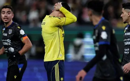 رونالدو غير محظوظ في الشوط الأول وماني يقود النصر للصدارة بهدف