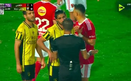 ثنائية ساحرة من تريزيجيه وزيزو تمنح الأهلي التفوق في الشوط الأول أمام وادي دجلة