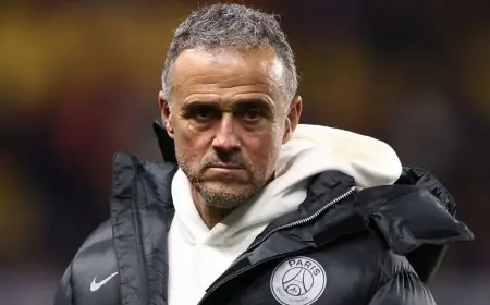 باريس سان جيرمان يحسم موقفه من مستقبل المدرب لويس إنريكي
