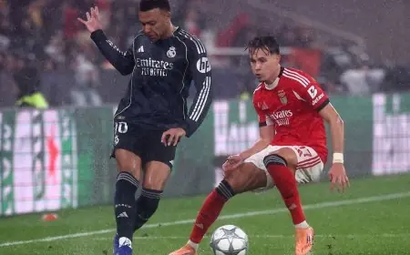 مورينيو يقود ريال مدريد للملحق بهدفي حارس المرمى الجنوني