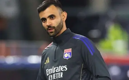 أوتريخت يتراجع عن شكواه ضد ليون وويفا في قضية رشيد غزال الجزائري