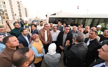 وزير الإسكان يواصل الإشراف على محطة محولات كهرباء توسعات شرق ومشاريع سكنية بالشيخ زايد
