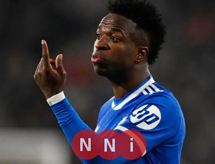 ألباسيتي يستنكر بقوة الإساءات العنصرية الموجهة إلى فينيسيوس