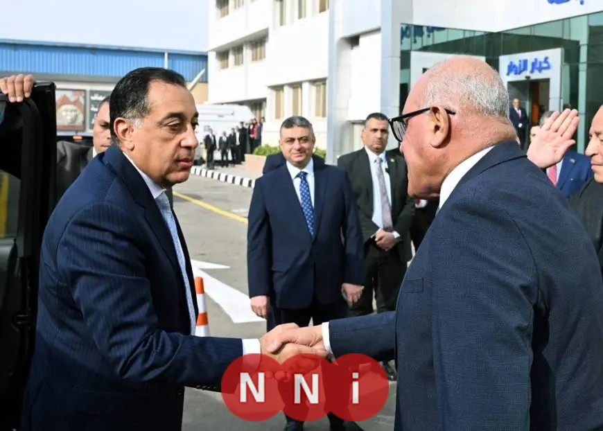 رئيس الوزراء يزور مصنع سيماف لتطوير عربات السكك الحديدية ومترو الأنفاق في حلوان