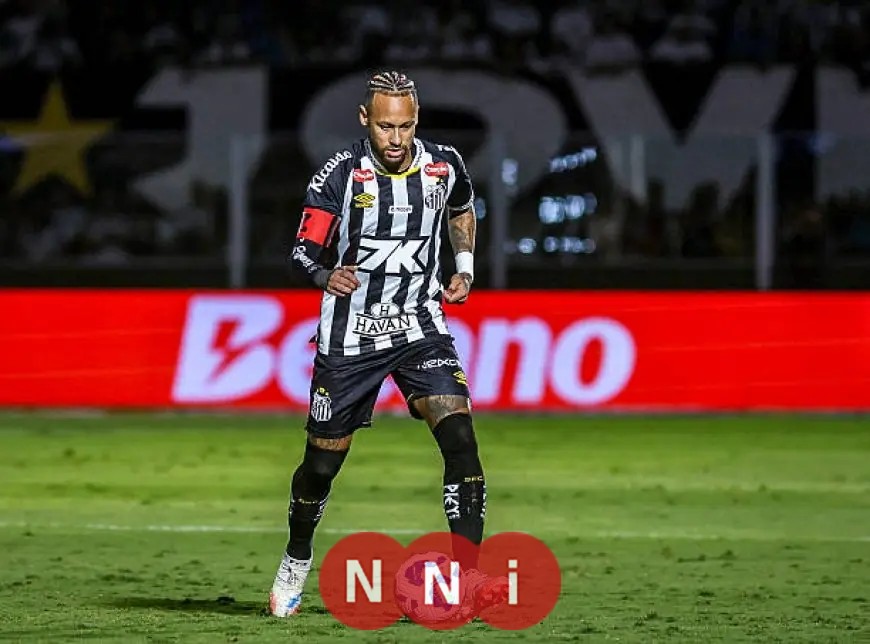 نيمار يجدد عقده مع سانتوس حتى نهاية عام 2026 رسميًا