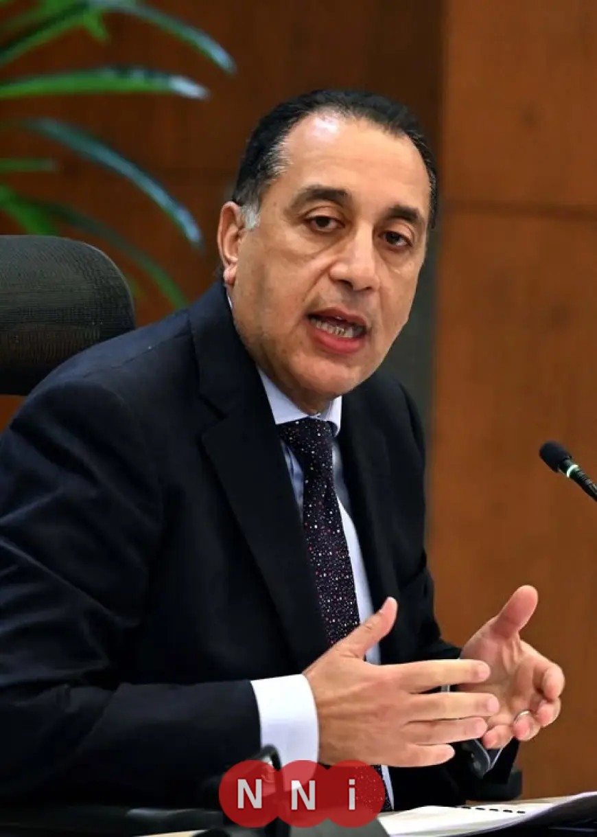 رئيس الوزراء ينطلق في جولة لتفقد مشروعات حياة كريمة بمركز أرمنت