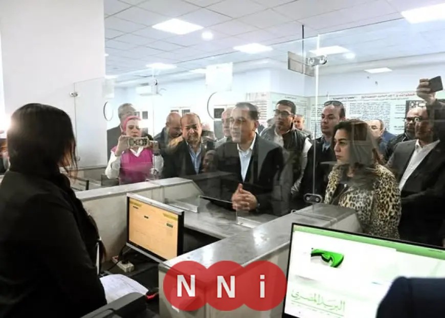 رئيس الوزراء يزور مجمع خدمات المواطنين بقرية الرياينة ويرصد التحديثات الجارية