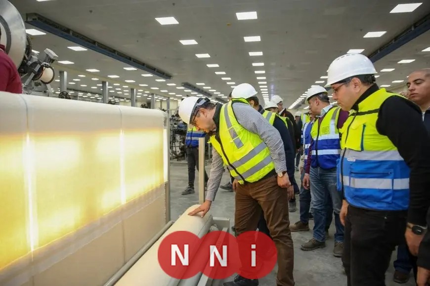 وزير قطاع الأعمال يتفقد تطوير غزل المحلة المرحلة الثانية ويعلن اكتمال المشروع بنجاح