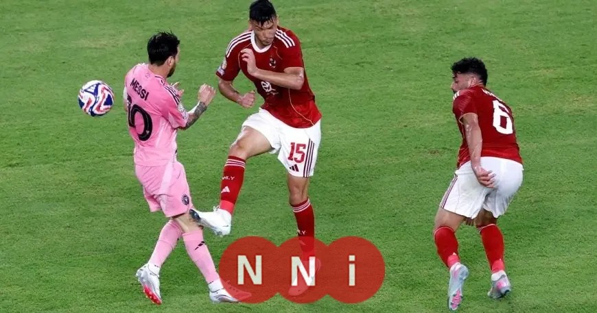 هل يولد ضغط وليد الركراكي على أشرف داري فرصة لاستمراره في الأهلي؟