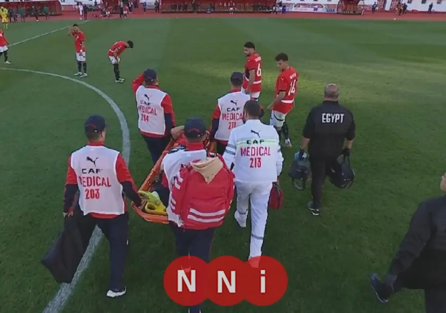 إصابة محمد حمدي في مباراة مصر وبنين تجبره على مغادرة الملعب بالبكاء