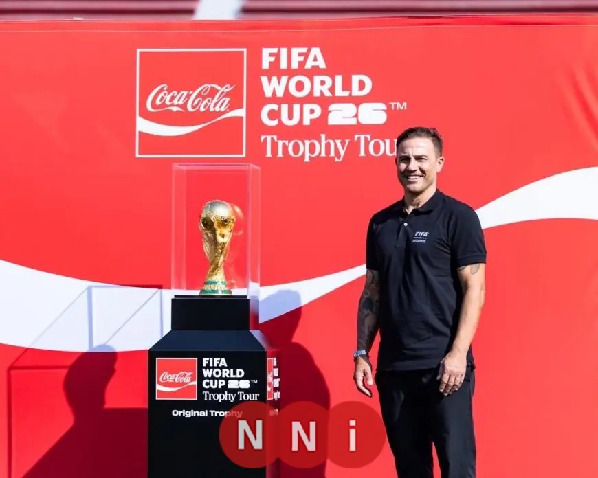 كانافارو يشيد بتاريخ الأهلي العريق ويعبر عن فخره بزيارته