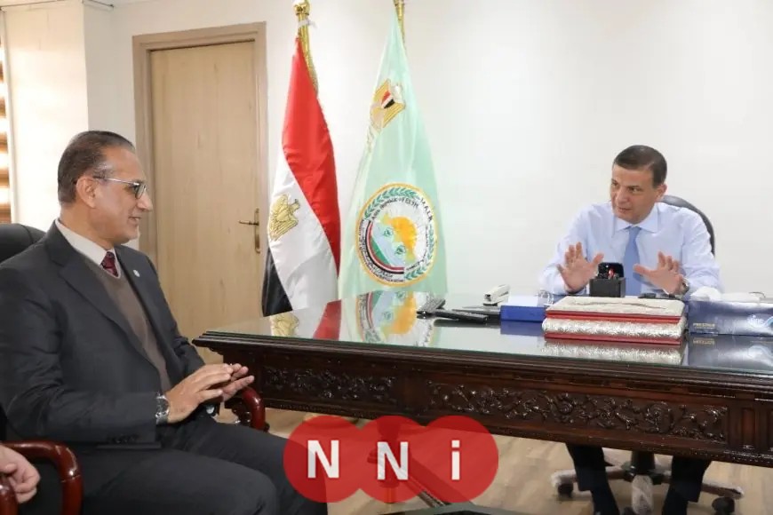 وزير الزراعة يناقش تعزيز التعاون الإقليمي مع مكافحة الجراد الصحراوي