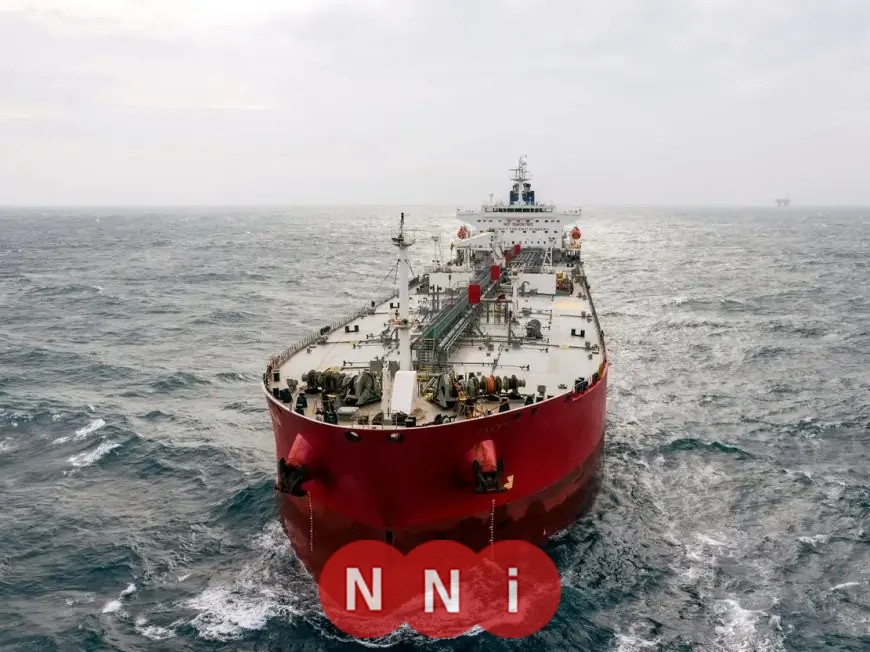 احتجاز القوات الأمريكية لناقلة النفط السادسة في البحر الكاريبي يكشف التفاصيل المثيرة