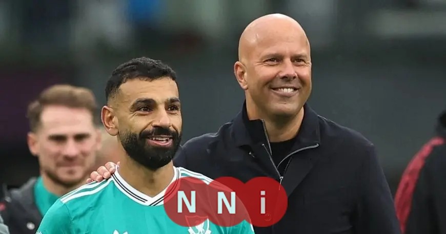 آرني سلوت يتفادى الإجابة عن اتصاله بمحمد صلاح عقب إقصاء مصر من كأس إفريقيا