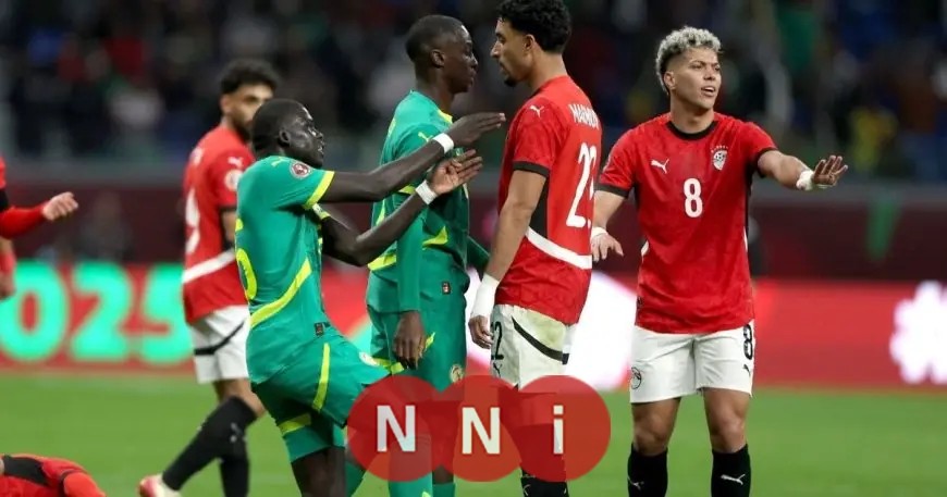 إيقاف لاعبين مصريين وإصابة اثنين بعد أحداث مباراة السنغال