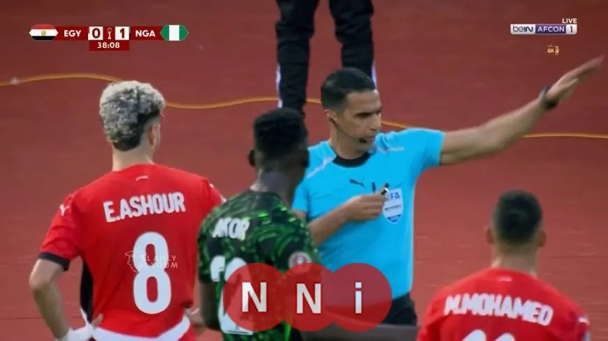 أوناتشو يسجل هدفًا ملغى في مباراة نيجيريا ضد مصر