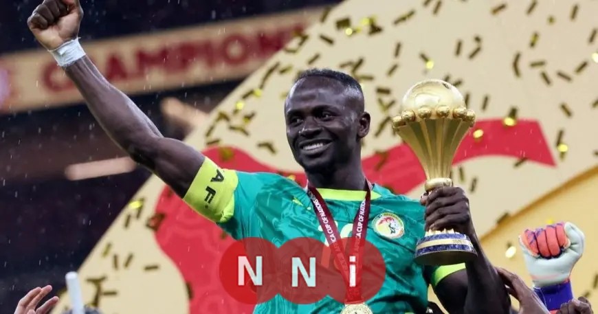 ساديو ماني يواجه المدرب المنسحب ويدافع عن الدوري السعودي ضد المشككين