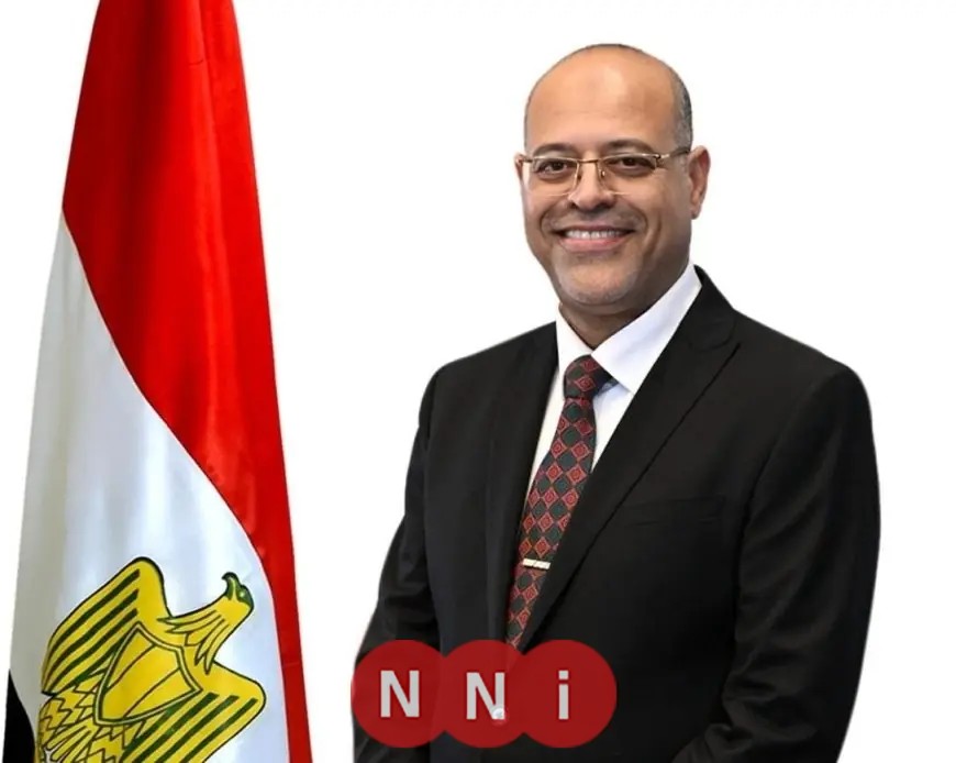 إجازة رسمية مدفوعة الأجر يوم الخميس بعد المقبل للاحتفال بعيد ثورة 25 يناير وعيد الشرطة بحسب وزير العمل