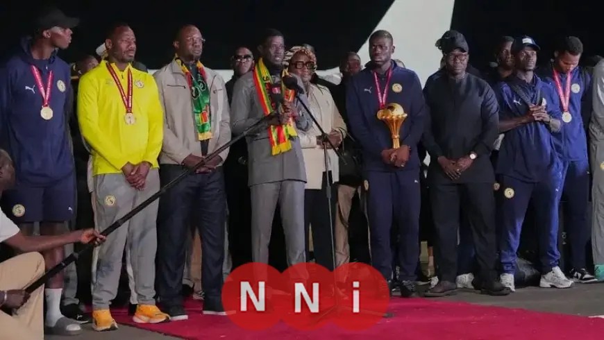 رئيس السنغال يكافئ لاعبي المنتخب بأراضٍ وأموال عقب انتصارهم بكأس أمم أفريقيا