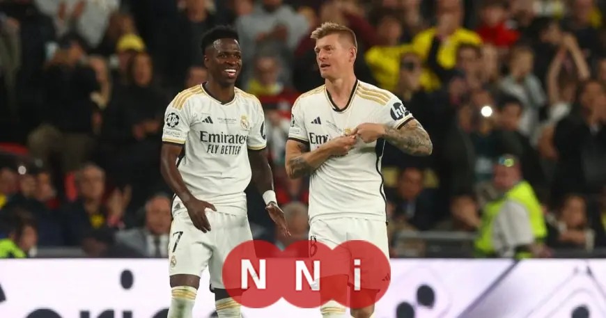 توني كروس يكشف سر صافرات الاستهجان في برنابيو: لماذا تُخصص فقط للنجوم العظماء