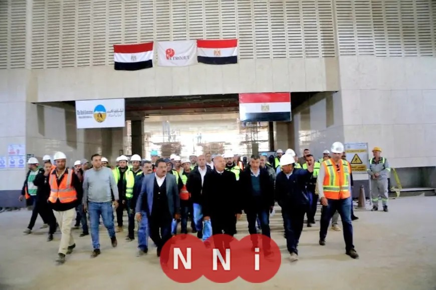 كامل الوزير يطلع على تقدم الخط الأول للقطار الكهربائي السريع من أكتوبر إلى برج العرب