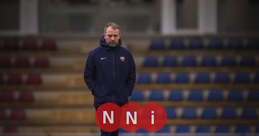 هانزي فليك يدعم جوان لابورتا في وجه الانتقادات بخصوص توقيت انتخابات رئاسة برشلونة