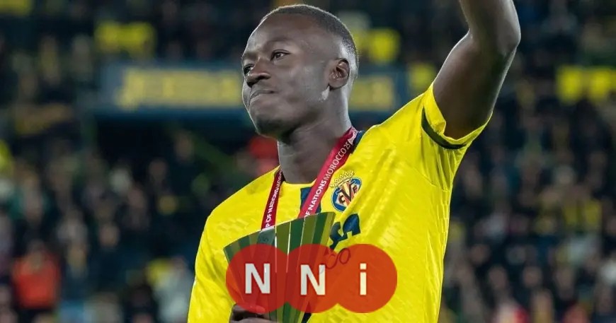 براهيم دياز يتوج بجائزة ملك الروح الرياضية بعد تكريم النجم السنغالي