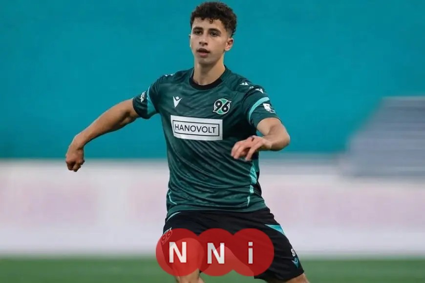 إصابة بلال عطية نجم الأهلي خلال تجربته مع هانوفر الألماني