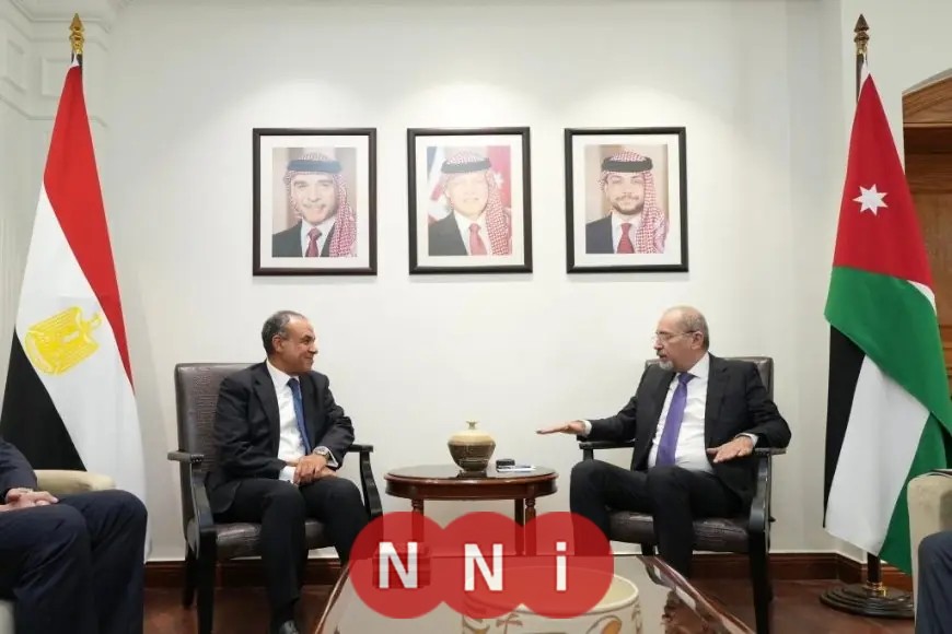 محادثات هامة في عمّان: وزير الخارجية يعزز العلاقات الثنائية ويستعرض التطورات الإقليمية مع نظيره الأردني