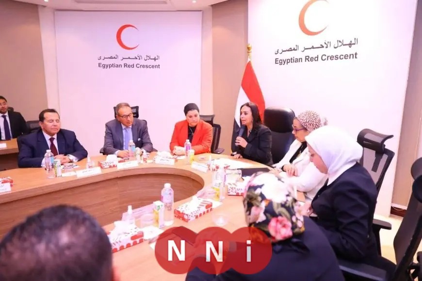 مايا مرسي تشهد إبرام 6 بروتوكولات لتعزيز الشراكة المؤسسية مع الهلال الأحمر المصري