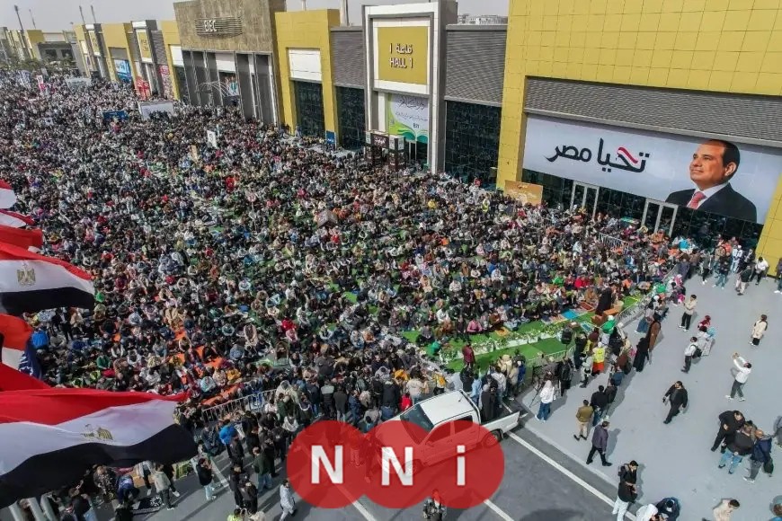 الجمعة الثانية لمعرض القاهرة الدولي للكتاب تشهد حضورًا جماهيريًا غير مسبوق