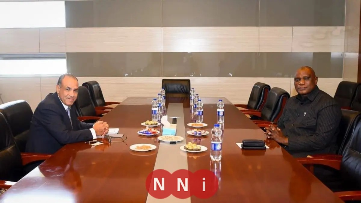 تعزيز العلاقات الثنائية محور لقاء وزير الخارجية بنظيره الغامبي