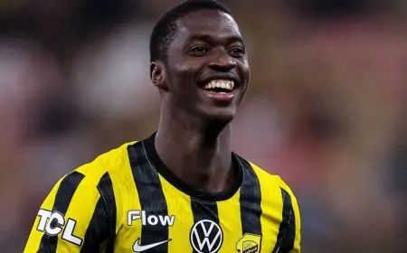 دومبيا يتألق وعوار يعاني في مواجهة الاتحاد والنجمة