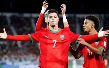 المغربي في مفاضلة مثيرة بين محمد صلاح ولويس سواريز والوجهة نحو نادٍ فرنسي قريباً