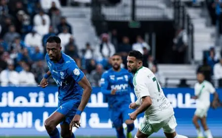 تعادل مثير بين الهلال والأهلي في الدوري السعودي والزعيم يواصل نزيف النقاط